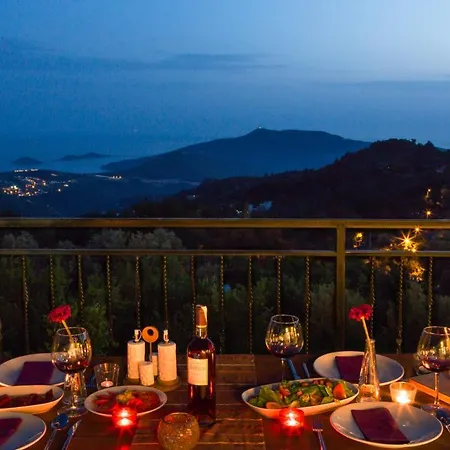 Vila Islamlar Sleeps 6 With Pool Air Con And Wifi